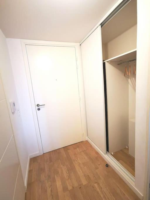 Entire Appartment, 2 Rooms Confortable At Κρετέιγ Εξωτερικό φωτογραφία