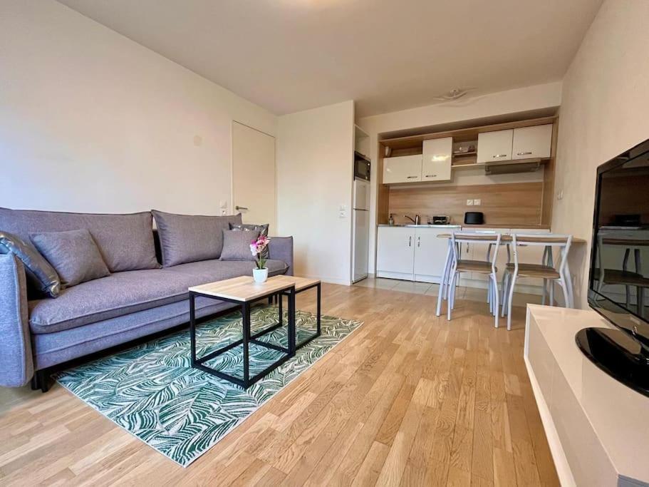 Entire Appartment, 2 Rooms Confortable At Κρετέιγ Εξωτερικό φωτογραφία